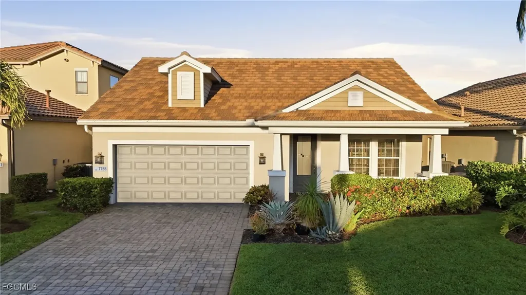 Fort Myers FL, 7755 Cypress Walk Drive