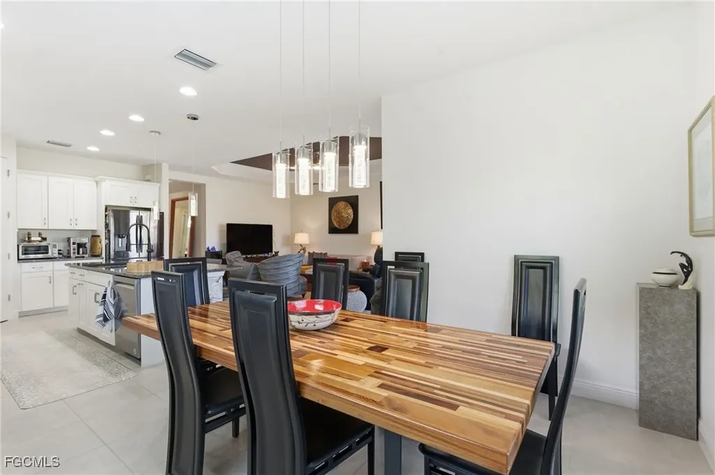 7755 Cypress Walk Drive Fort Myers FL 33966