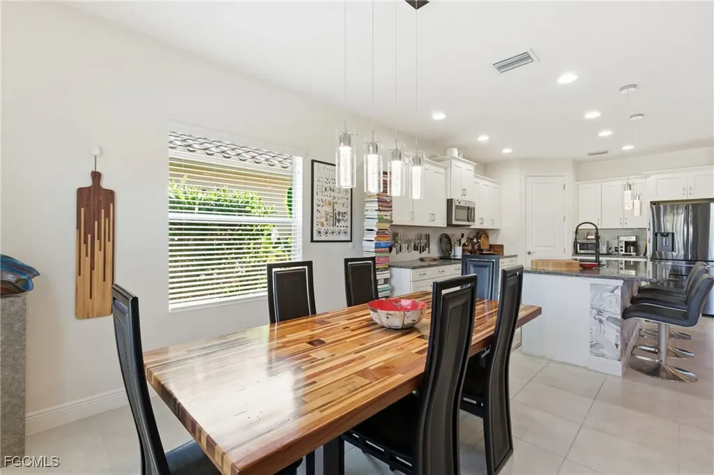 7755 Cypress Walk Drive Fort Myers FL 33966