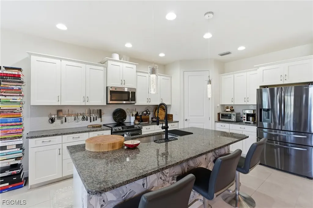 7755 Cypress Walk Drive Fort Myers FL 33966