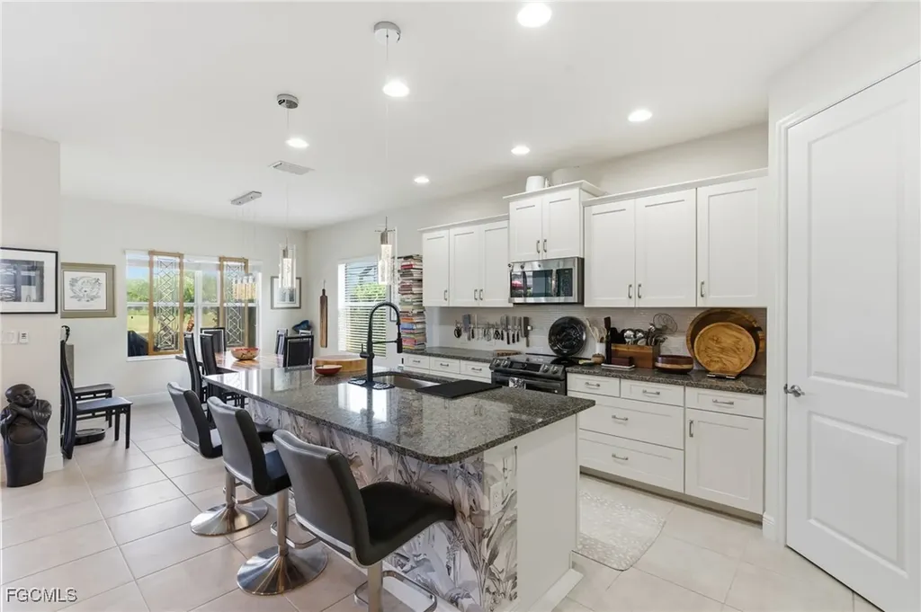 7755 Cypress Walk Drive Fort Myers FL 33966