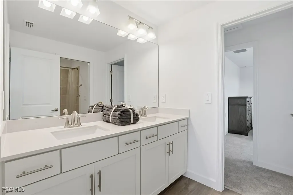 18707 Ivywood Place Estero FL 33928