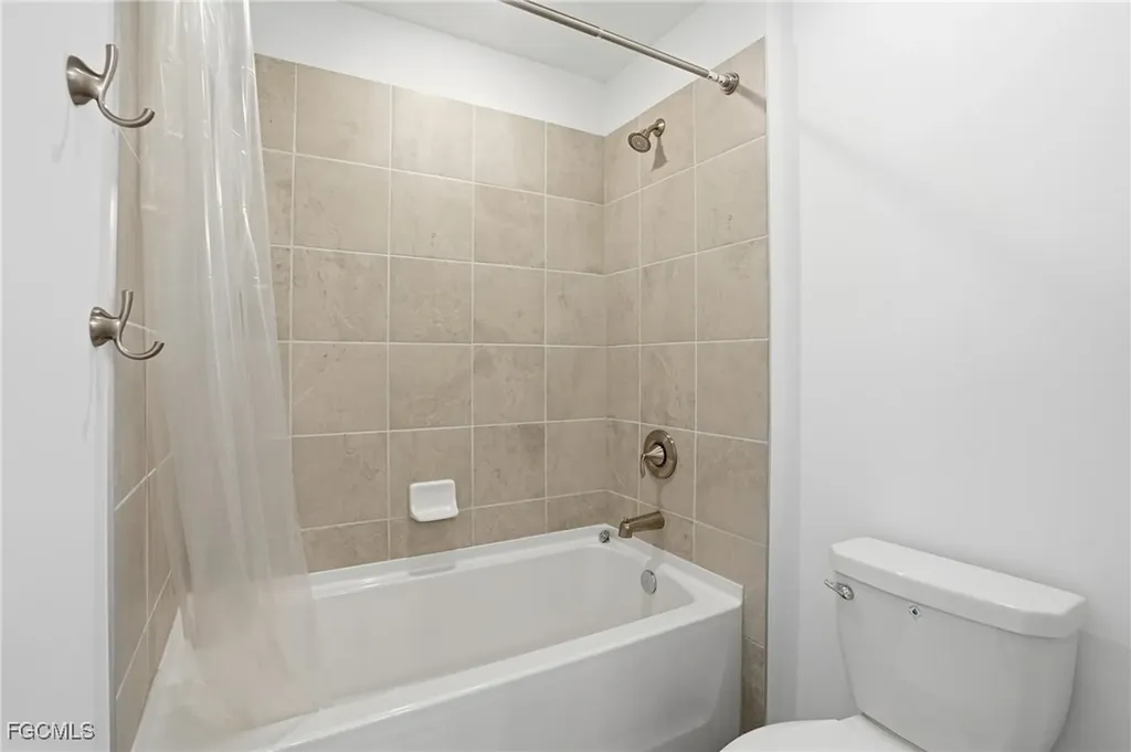 18707 Ivywood Place Estero FL 33928