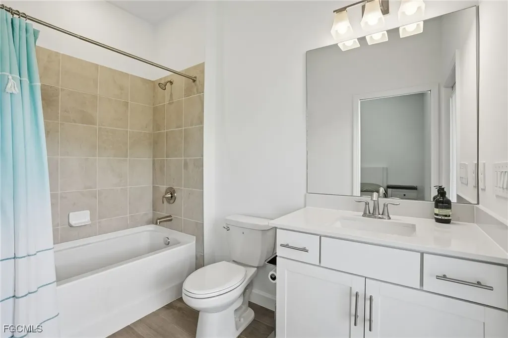 18707 Ivywood Place Estero FL 33928