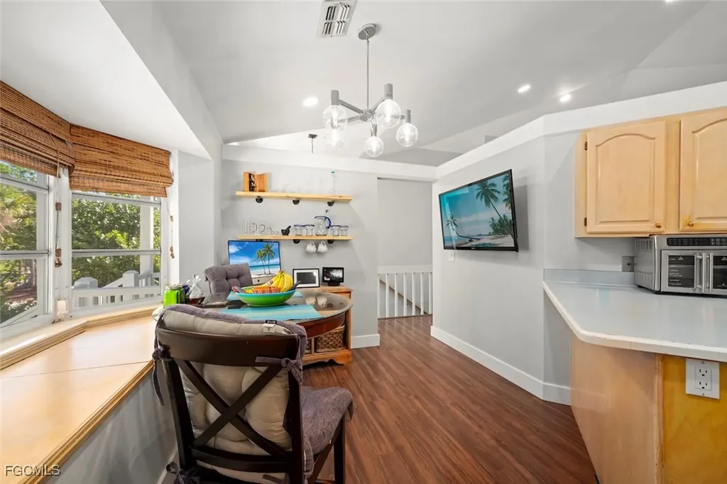 2011 Mitzi Lane Sanibel FL 33957