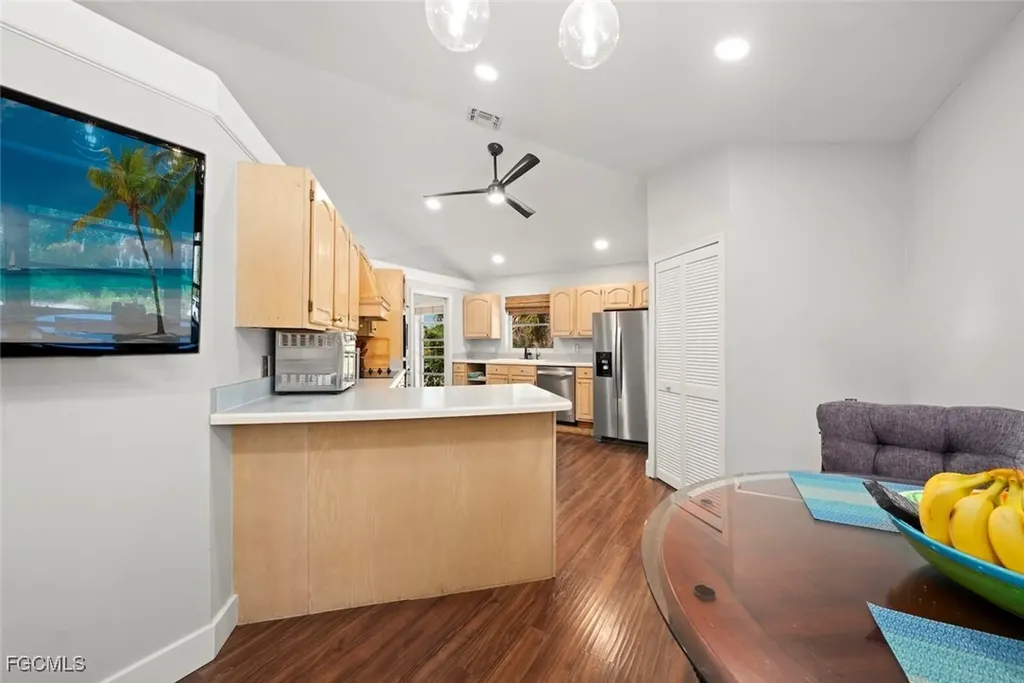2011 Mitzi Lane Sanibel FL 33957