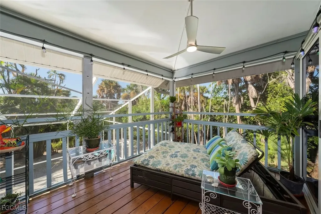 2011 Mitzi Lane Sanibel FL 33957