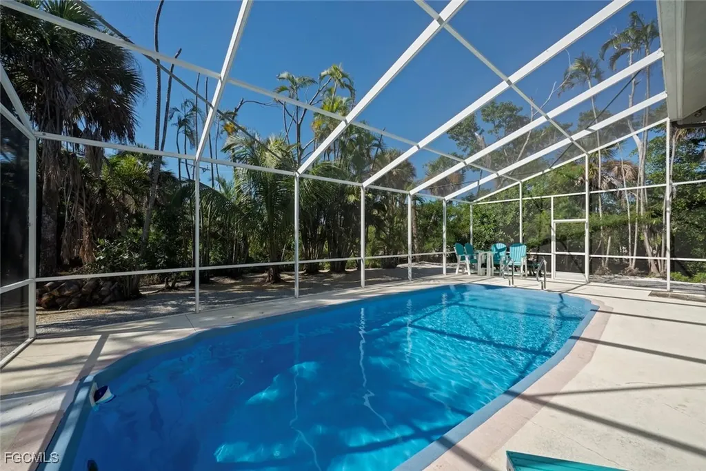 2011 Mitzi Lane Sanibel FL 33957