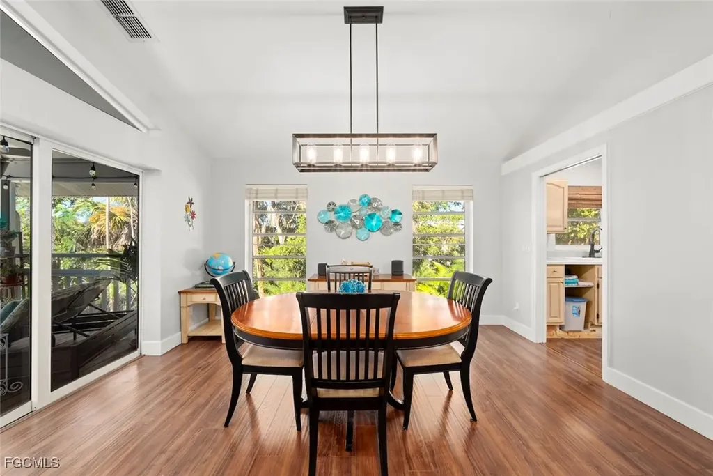 2011 Mitzi Lane Sanibel FL 33957