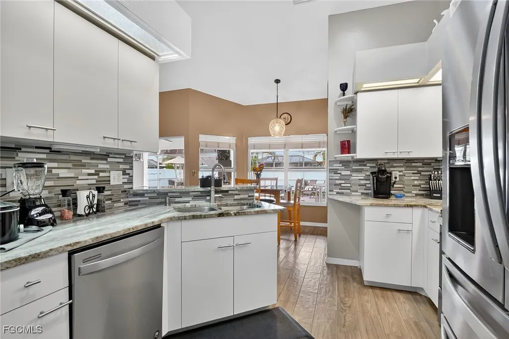 412 SE 13th Avenue Cape Coral FL 33990