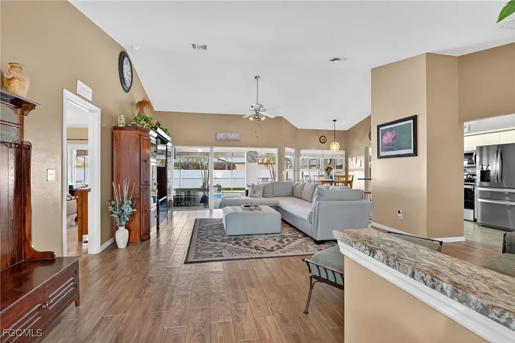 412 SE 13th Avenue Cape Coral FL 33990