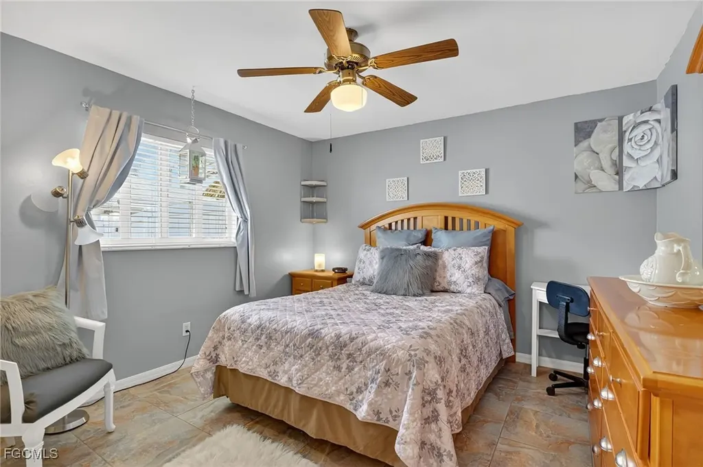 412 SE 13th Avenue Cape Coral FL 33990