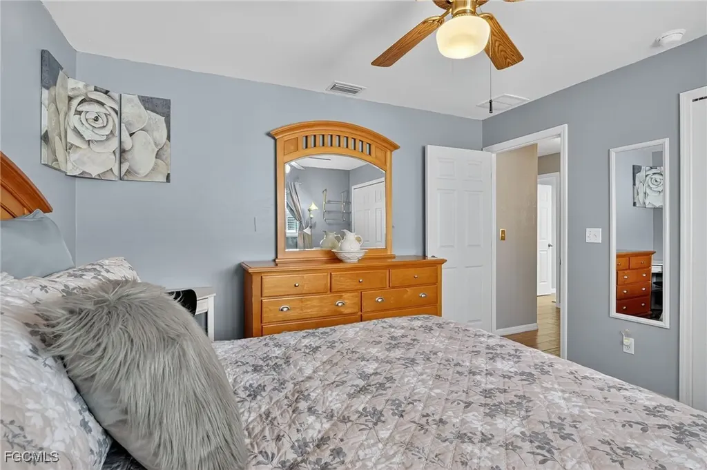 412 SE 13th Avenue Cape Coral FL 33990