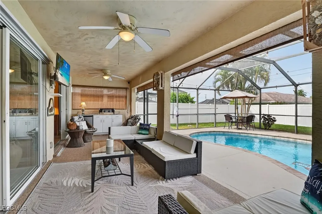 412 SE 13th Avenue Cape Coral FL 33990