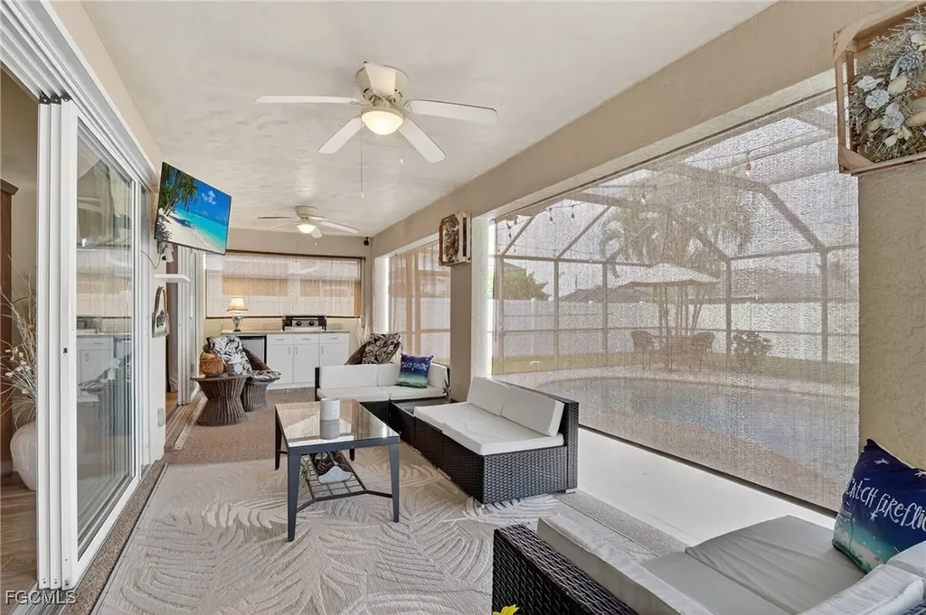 412 SE 13th Avenue Cape Coral FL 33990