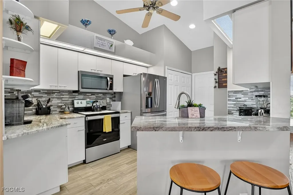 412 SE 13th Avenue Cape Coral FL 33990