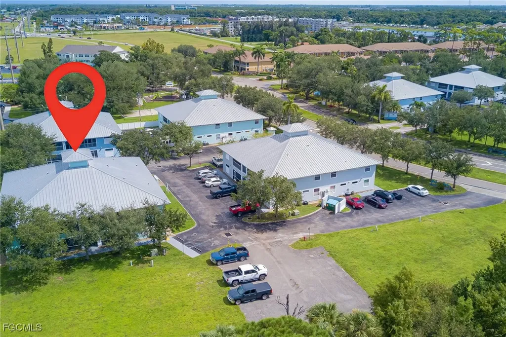 1050 Hancock Creek South Boulevard Cape Coral FL 33909