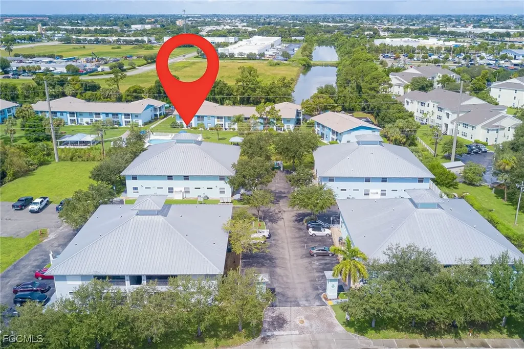 1050 Hancock Creek South Boulevard Cape Coral FL 33909