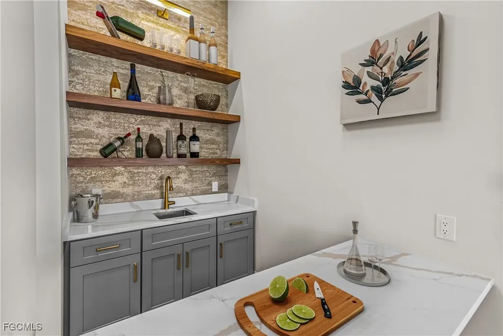 3389 Chestnut Grove Drive Alva FL 33920