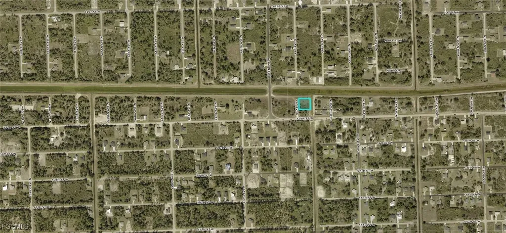 5902 Pat Avenue N Lehigh Acres FL 33971