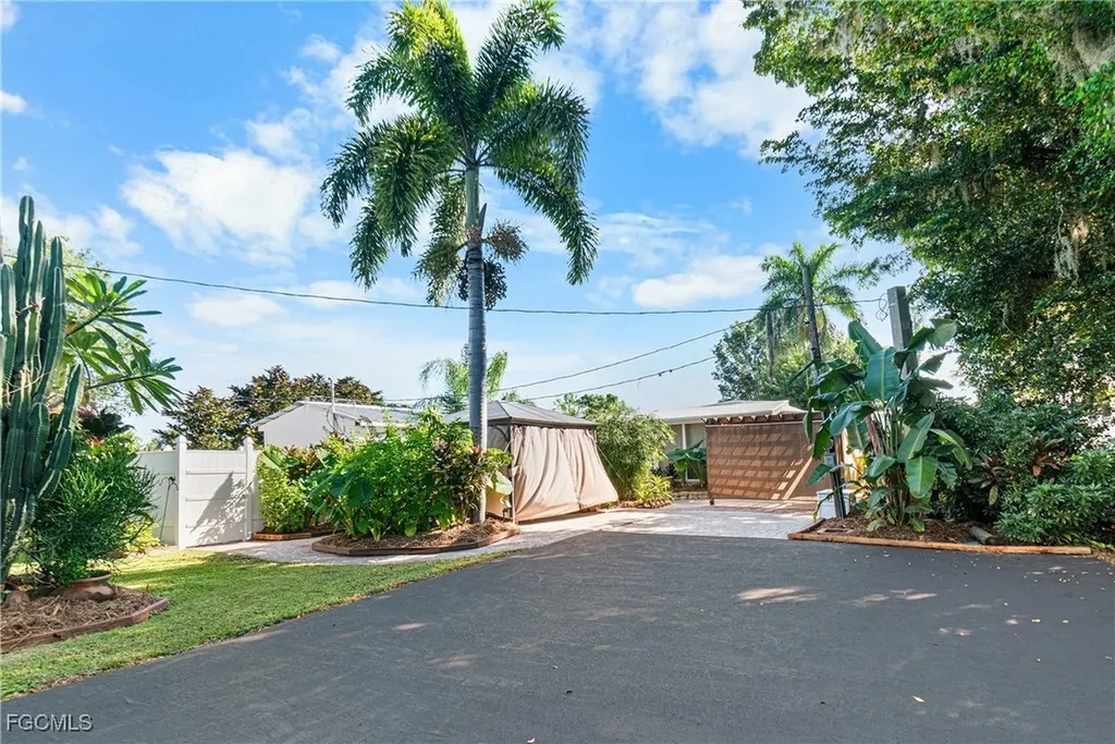 2256 Marina Park Drive Fort Myers FL 33905