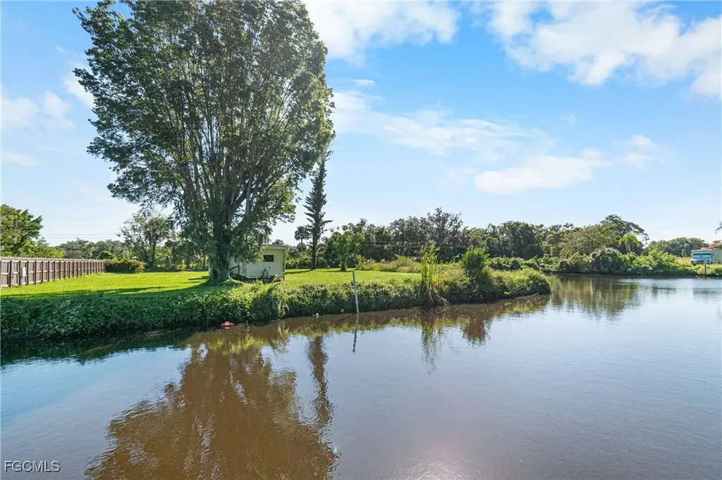 2256 Marina Park Drive Fort Myers FL 33905