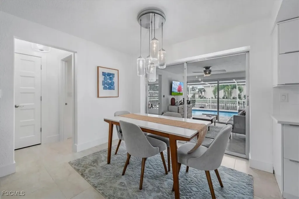 3908 SE 16th Place Cape Coral FL 33904
