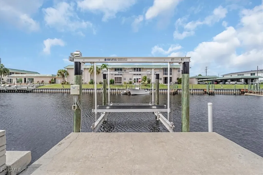3908 SE 16th Place Cape Coral FL 33904