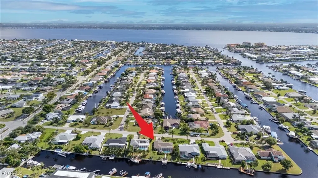 3908 SE 16th Place Cape Coral FL 33904
