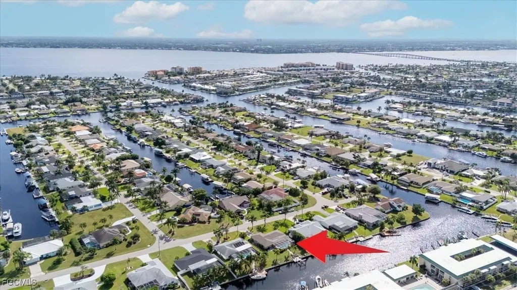 3908 SE 16th Place Cape Coral FL 33904