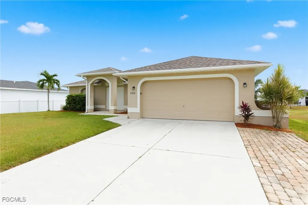 1252 NE 41st Street Cape Coral FL 33909