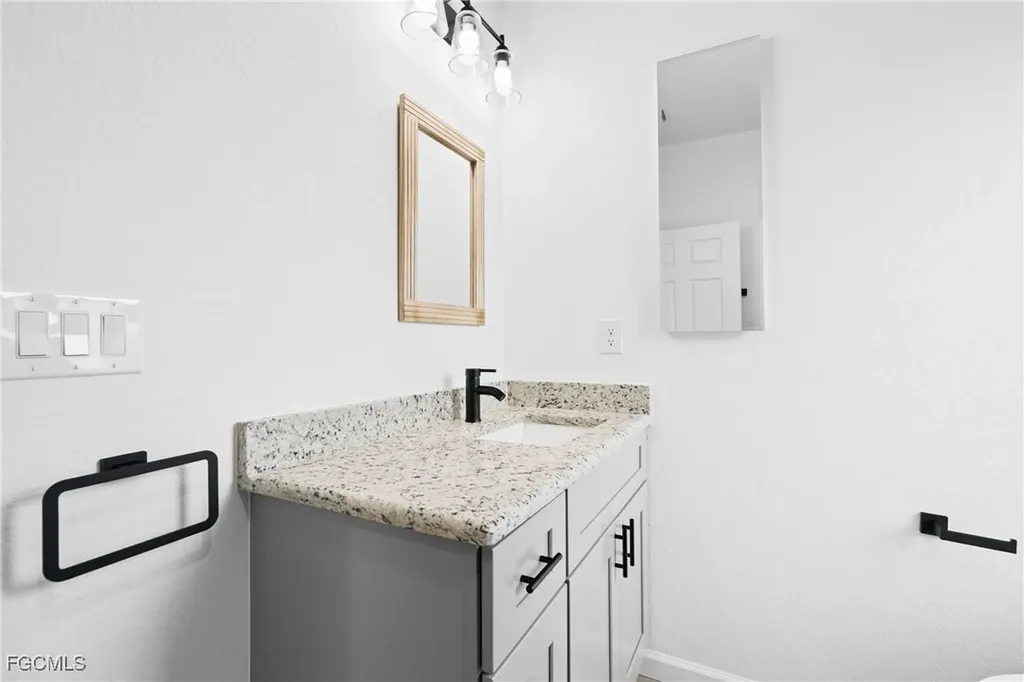 2507 53rd Street SW Lehigh Acres FL 33976