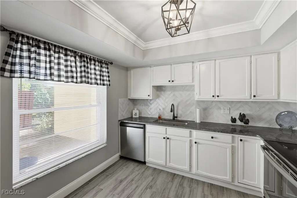 11194 La Coruna Lane Bonita Springs FL 34135