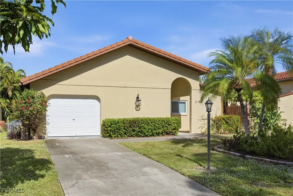 11194 La Coruna Lane Bonita Springs FL 34135