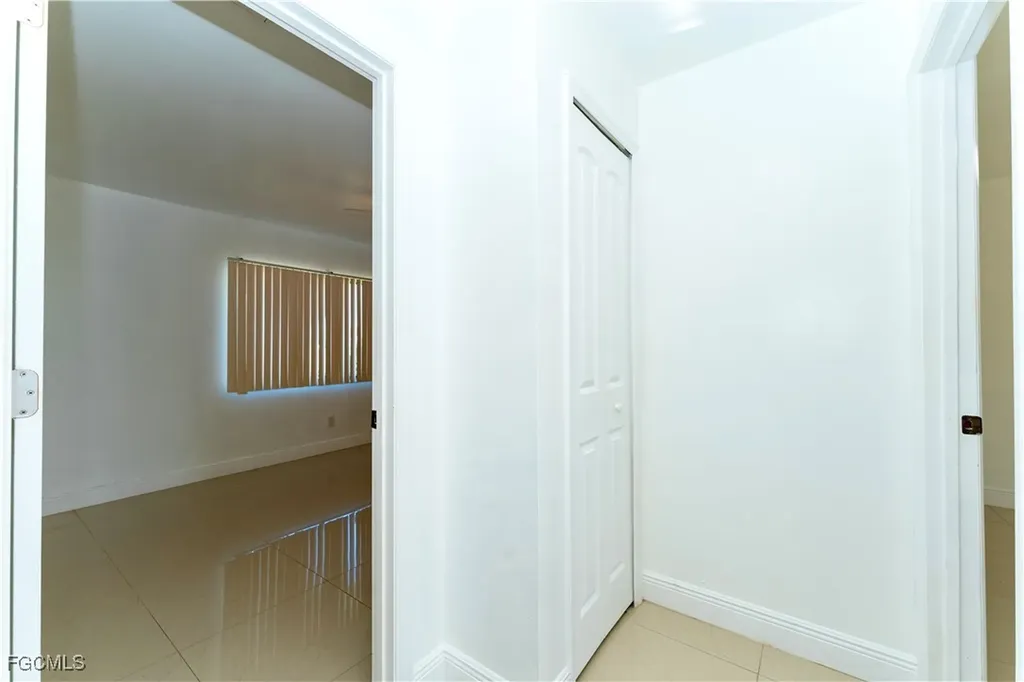 224 NE 9th Terrace Cape Coral FL 33909