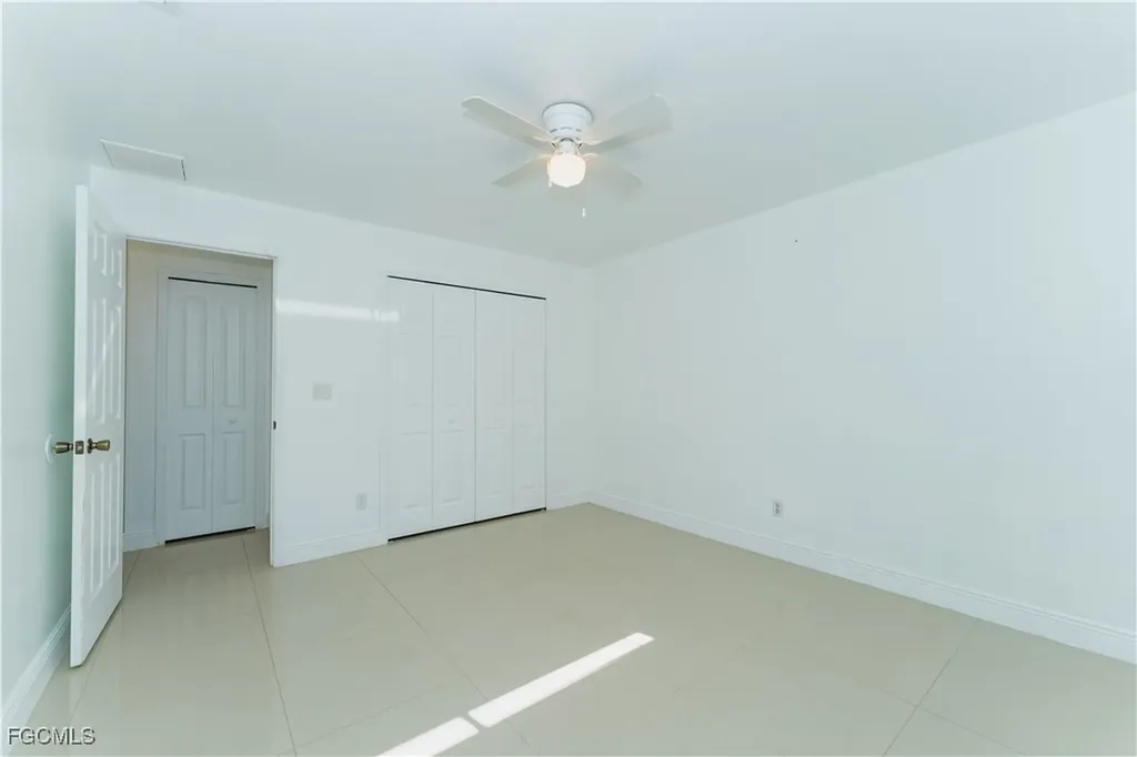 224 NE 9th Terrace Cape Coral FL 33909