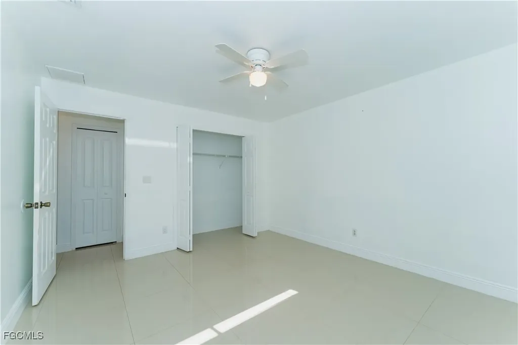 224 NE 9th Terrace Cape Coral FL 33909
