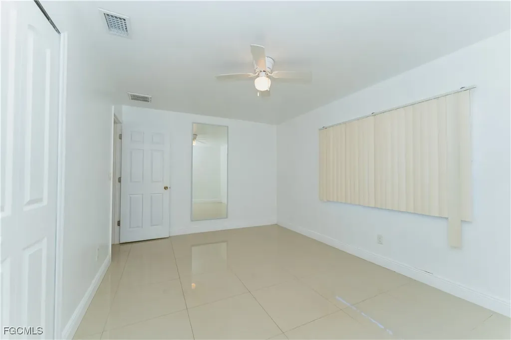 224 NE 9th Terrace Cape Coral FL 33909