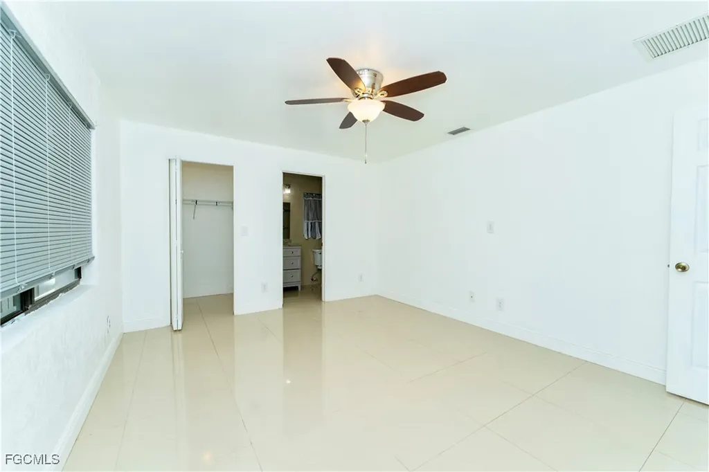 224 NE 9th Terrace Cape Coral FL 33909