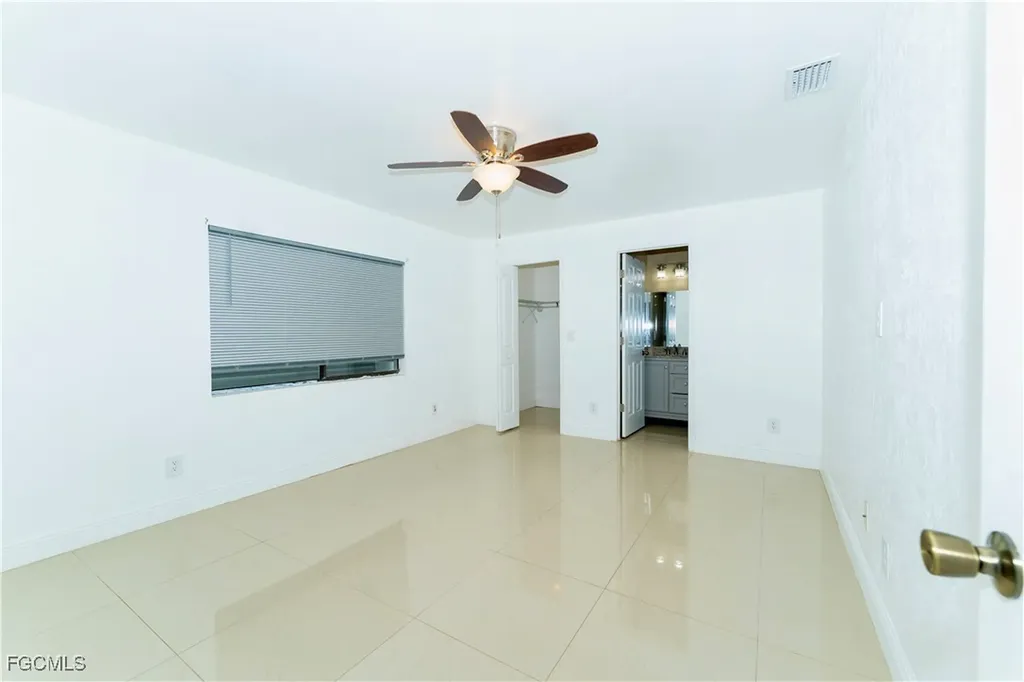 224 NE 9th Terrace Cape Coral FL 33909