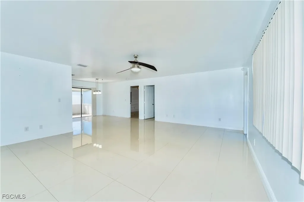 224 NE 9th Terrace Cape Coral FL 33909