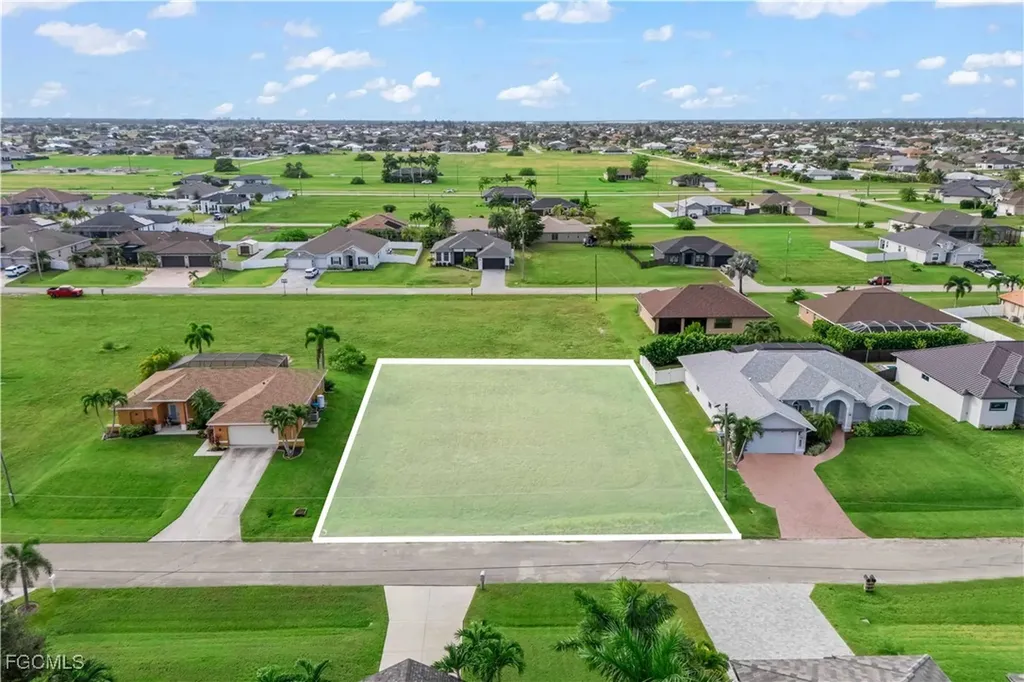 3508 NW 9th Terrace Cape Coral FL 33993
