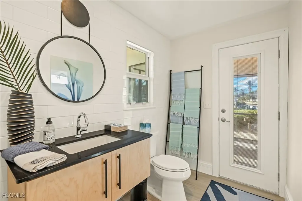 985 Oyster Court Sanibel FL 33957