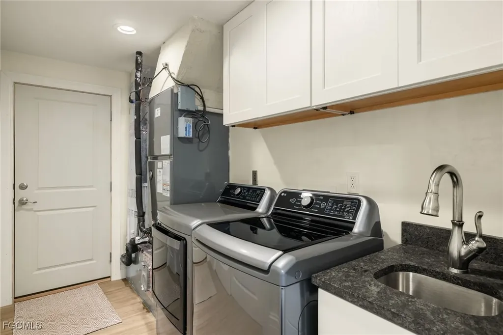 985 Oyster Court Sanibel FL 33957