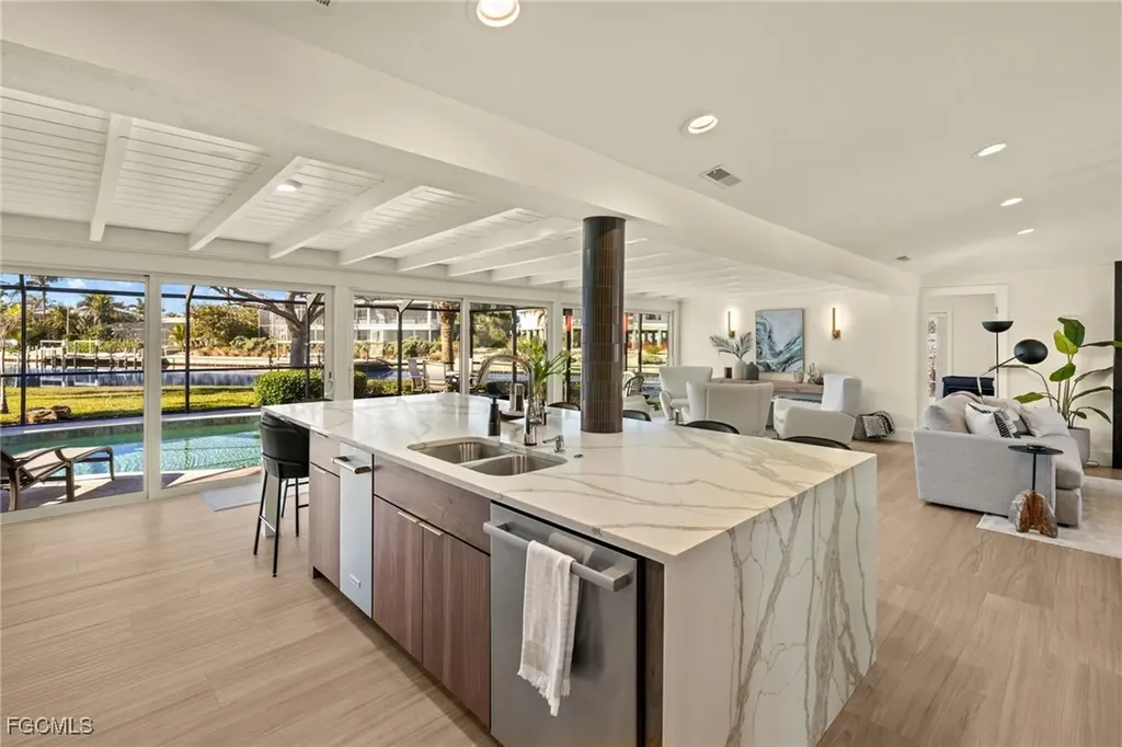 985 Oyster Court Sanibel FL 33957