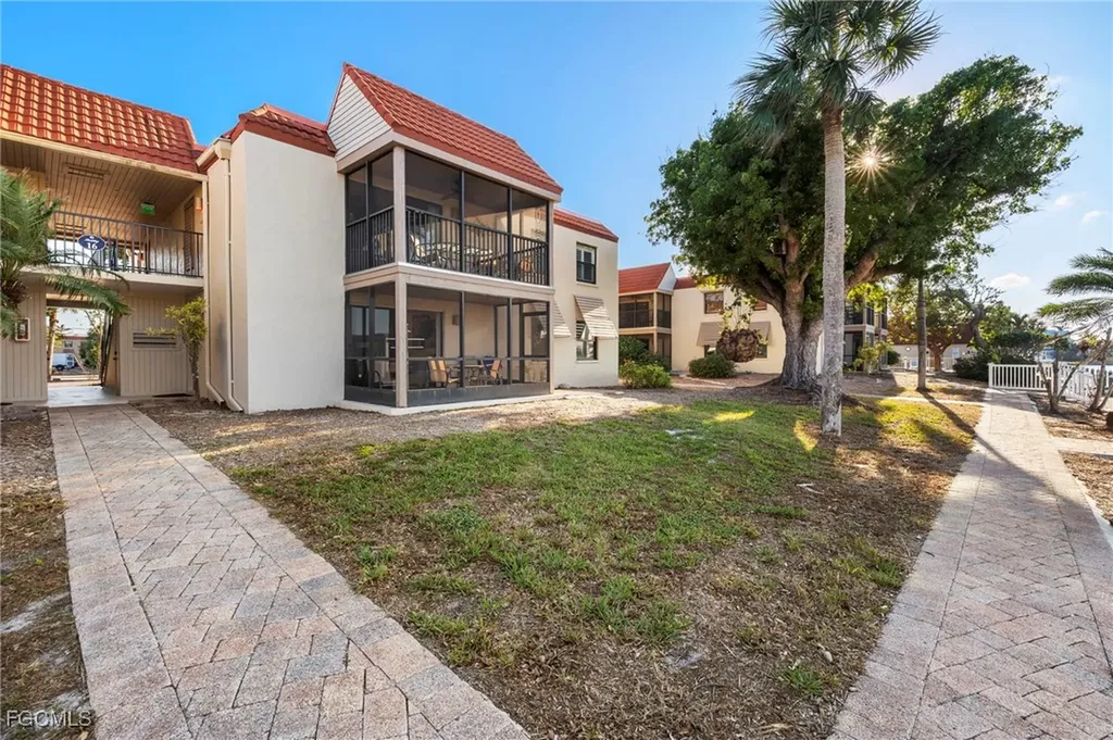 845 E Gulf Drive Sanibel FL 33957