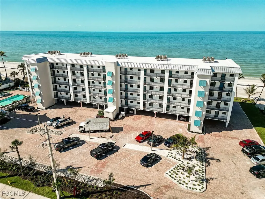 Fort Myers Beach FL, 4770 Estero Boulevard, Unit 109