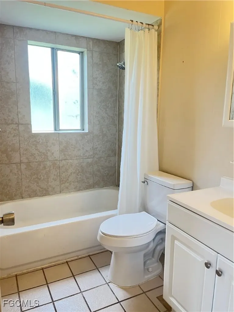 13208 Fourth Street Fort Myers FL 33905