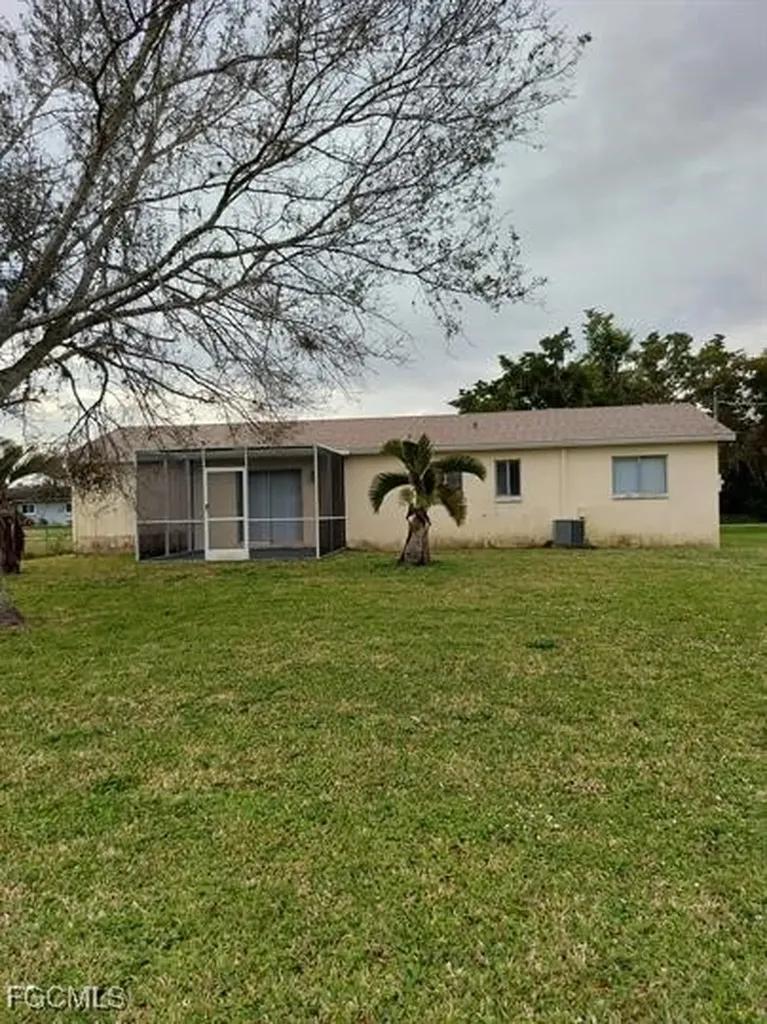 13208 Fourth Street Fort Myers FL 33905