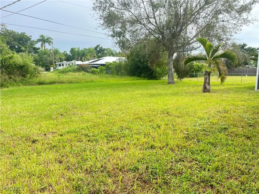 13208 Fourth Street Fort Myers FL 33905